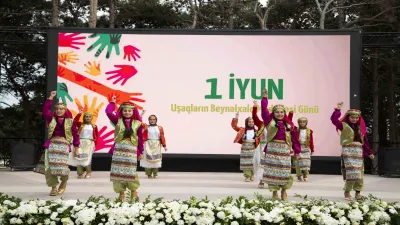 Xətai Rayonunda Uşaqlar Günü Rəngarəng Konsertlə Qeyd Edildi