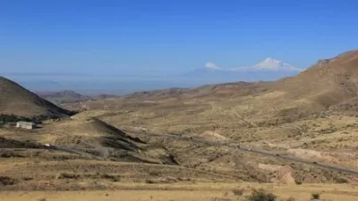 Fransa Azərbaycanın sərhədində konfrans keçirir