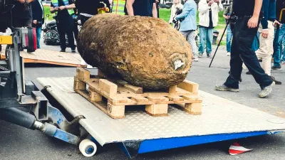 Almaniyada İkinci Dünya Müharibəsinə aid bomba tapılıb