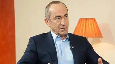 Köçəryan Paşinyandan 15 min dollar tələb edir