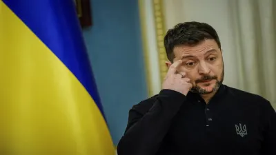 Ukrayna Zelenskini mənəvi və siyasi “sıfırladığını” bəyan edib