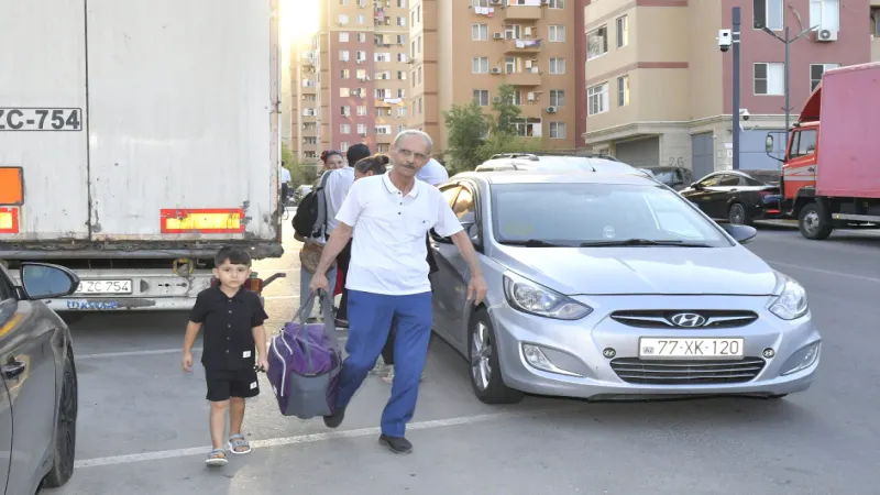 Növbəti köç karvanı Xıdırlı kəndinə çatıb
