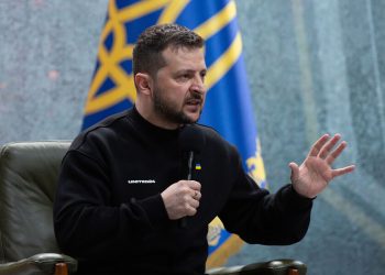 Zelenski Rusiyanı Polşanın hava məkanını pozmaqda ittiham edib