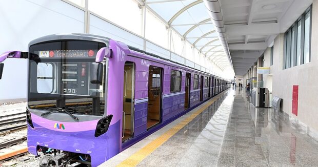 image-81-717m_at_bakmil_metro_station