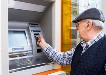 Bu kişilər 65 yaşından tez pensiyaya ÇIXACAQ