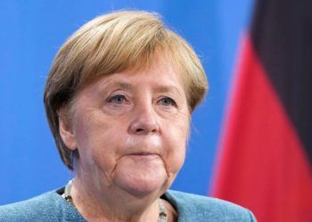 Merkel yeni hökumətin immiqrasiya siyasətini tənqid edir