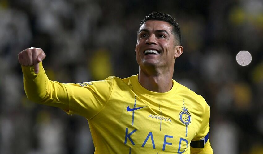 Ronaldu bu tarixdə futboldan gedir
