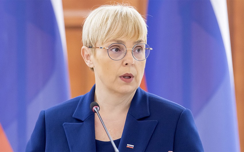 Sloveniya Prezidenti: Aİ Rusiya ilə əlaqələrin bərpası üzərində işləyir
