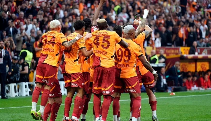"Qalatasaray" TARİX YAZDI - 5-ci ulduzu taxan ilk Türk KLUBU OLDU