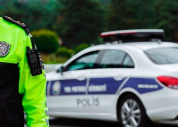 Yol polisi həftəsonu səfərə hazırlaşan sürücülərə müraciət edib