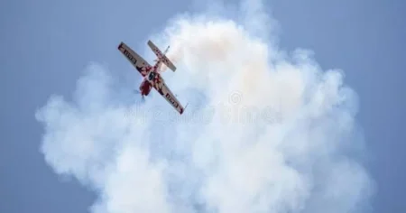 image-italya-hava-kuvvetleri-akrobasi-ekibinde-3-ucak-carpisti-1-pilot-yaralandi-ysln