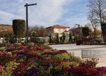 Qırmızı Bazar qəsəbəsinə daha 16 ailə yola salındı