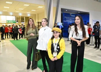 Leyla Əliyeva Beynəlxalq STEAM Azərbaycan Festivalını ziyarət edib