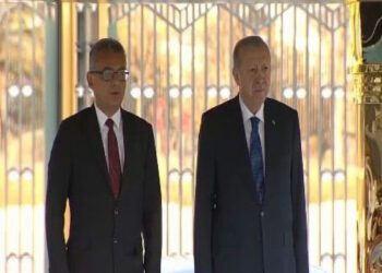 Ərdoğan Şimali Kipr Prezidenti ilə görüşüb