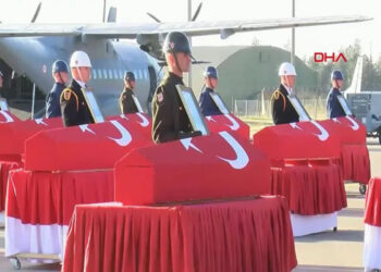 Təyyarə qəzasında şəhid olan hərbçilərlə vida…