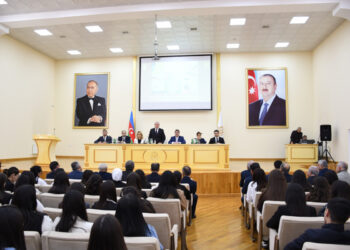 Konstitusiya və Suverenlik İli çərçivəsində Gəncədə konfrans keçirilib