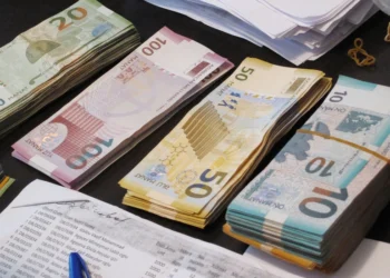 Azərbaycanda geniş mənada pul kütləsi oktyabrda 1 % azalıb