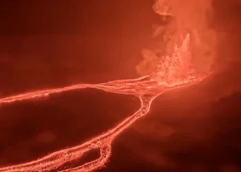 Kilauea vulkanı bu il 37-ci dəfə püskürüb
