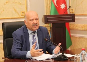 Deputat: Həkim təyinat yerinə getmirsə, ona diplom verilməli deyil
