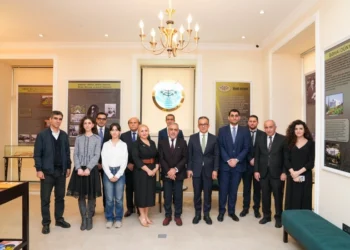 Ramin Məmmədov Azərbaycan Bəhailəri Dini Mərkəzinin fəaliyyəti ilə tanış olub