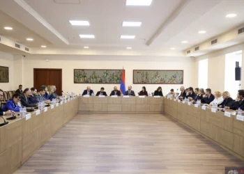 Mirzoyan Avropa İttifaqı nümayəndələri ilə görüşdü