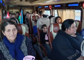 Təzəbinə və Seyidbəyli kəndlərinə növbəti köç karvanları yola salınıb
