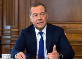 “Avropa aqressiv şəkildə müharibəyə can atır” – Medvedev