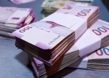 S&P: Azərbaycan manatın məzənnəsini sabit saxlanmaqda davam edəcək