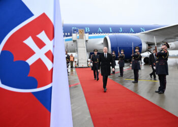 Prezident İlham Əliyev Slovakiyaya rəsmi səfərə gəlib