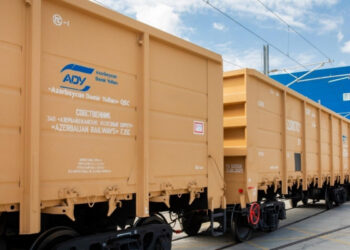 ADY 30 milyon dollara 7 yük qatarı alacaq