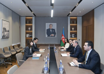 Ceyhun Bayramov diplomatik fəaliyyətinin başa çatması ilə əlaqədar Vladanka Andreyeva ilə görüşüb