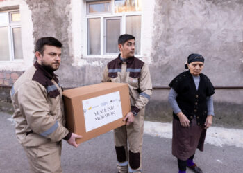 Daşkəsəndə şəhid ailələrinə bayram sovqatları təqdim edilib