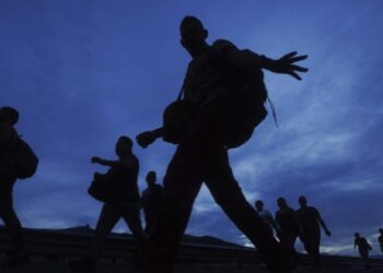 ABŞ Venesuelalı miqrantları deportasiya edir