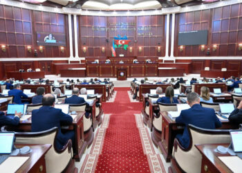 Milli Məclisdə 2026-cı il büdcə zərfinin ikinci oxunuşda müzakirəsi başlayıb