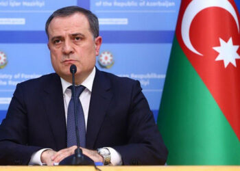 XİN başçısı iranlı həmkarını Ermənistanla aparılan sülh danışıqları barədə məlumatlandırıb