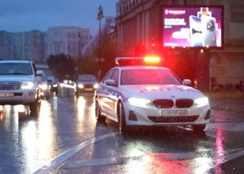 Polis yağışlı hava ilə əlaqədar gücləndirilmiş iş rejiminə keçib