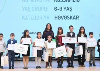 Leyla Əliyeva və Alena Əliyeva mükafatlandırma mərasimində iştirak ediblər