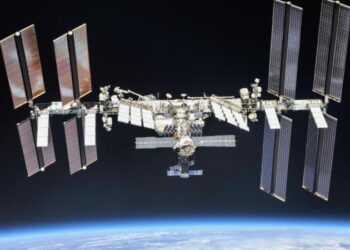 NASA-nın kosmosda ilk tibbi təxliyəsi: 4 astronavt Yerə qayıdır