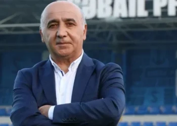 Şahin Diniyev: “Neftçi” yığdığı heyətə görə nəyəsə nail ola bilər