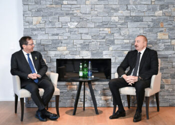 Azərbaycan və İsrail prezidentləri Davosda görüşüb
