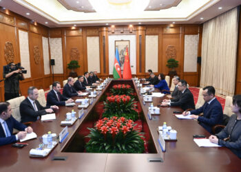Ceyhun Bayramov Çin XİN rəhbəri ilə regional və beynəlxalq məsələləri müzakirə edib – YENİLƏNİB