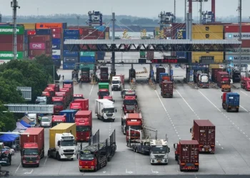 Çin və İranın ticarət dövriyyəsi 2025-ci ildə 25,6 % azalıb