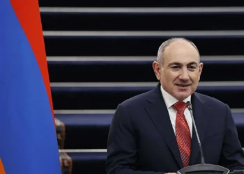Paşinyan Ermənistan vətəndaşlarını rəqsə dəvət edib