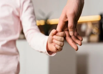 Ötən il Azərbaycanda 149 uşaq övladlığa verilib – RƏSMİ