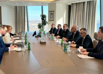 Elçin Əmirbəyov NATO Baş katibin müavini ilə Bakı-İrəvan sülh prosesini müzakirə edib
