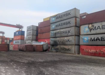 Rusiya Ukraynanın “Çernomorsk” limanına hücum edib: gəmi zədələnib, ekipaj üzvü yaralanıb