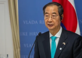 Cənubi Koreyanın keçmiş Baş naziri Han 23 il həbs cəzasına məhkum edildi