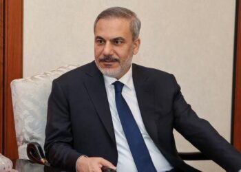 Fidan bu gün də Arakçı ilə danışdı