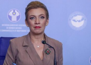 Rusiya: Arktikadakı maraqlarımızı görməzdən gəlmək cəhdlərinə cavab veriləcək
