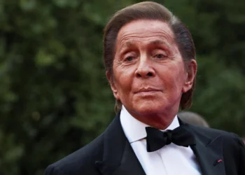 İtaliyalı modelyer Valentino 93 yaşında vəfat edib